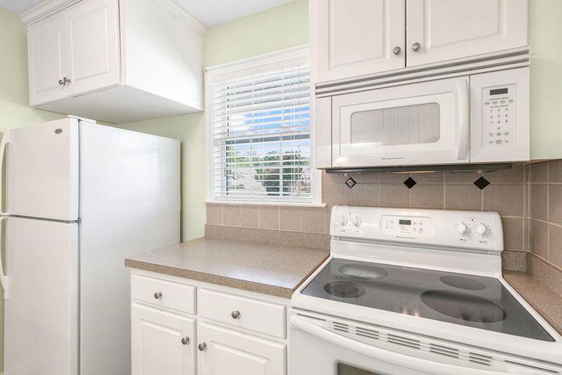 91 Fringe Tree Ln, Clayton, NC 27520