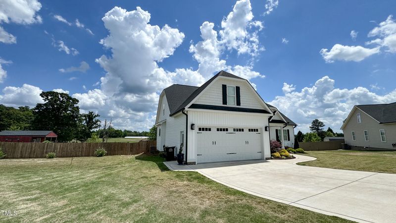 91 Grazing Meadows Dr, Angier, NC 27501