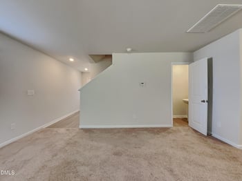 91 Ivy Bank Dr, Angier, NC 27501