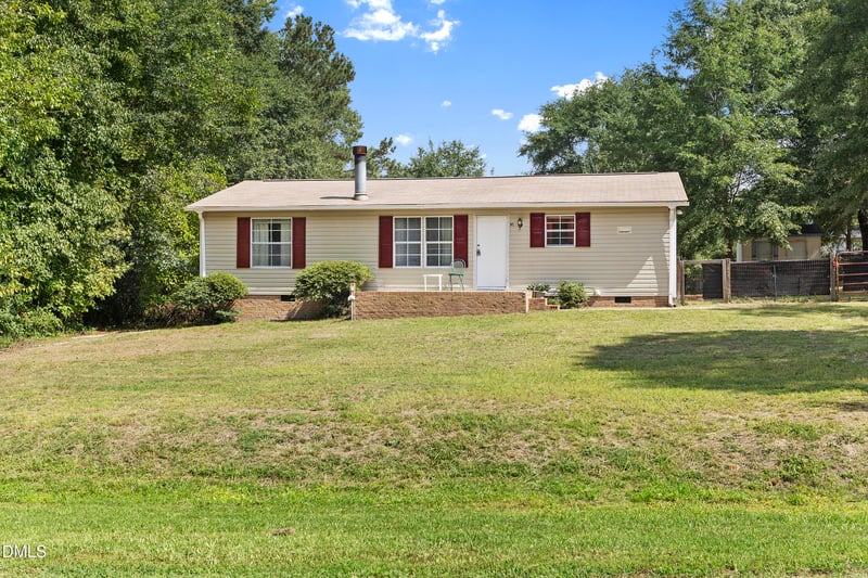91 Kate Ln, Sanford, NC 27332