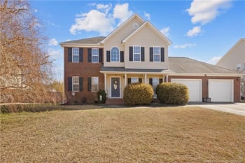 91 Lenoir Dr, Spring Lake, NC 28390
