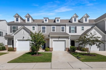 91 Little Leaf Ln #103, Clayton, NC 27527