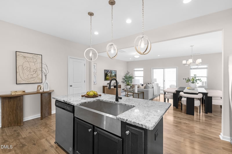 91 Little Leaf Ln #103, Clayton, NC 27527