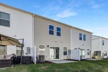 91 Little Leaf Ln #103, Clayton, NC 27527
