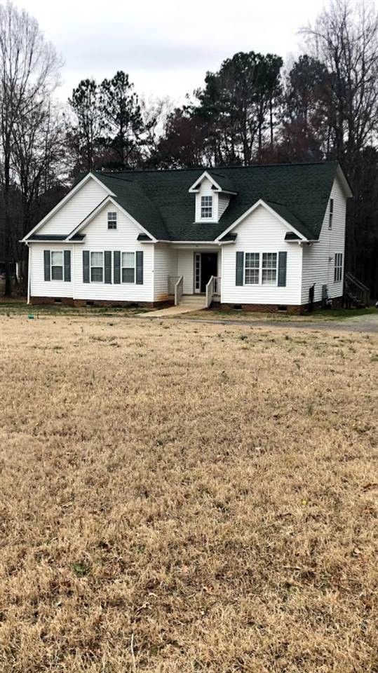 91 Little River Dr, Zebulon, NC 27597