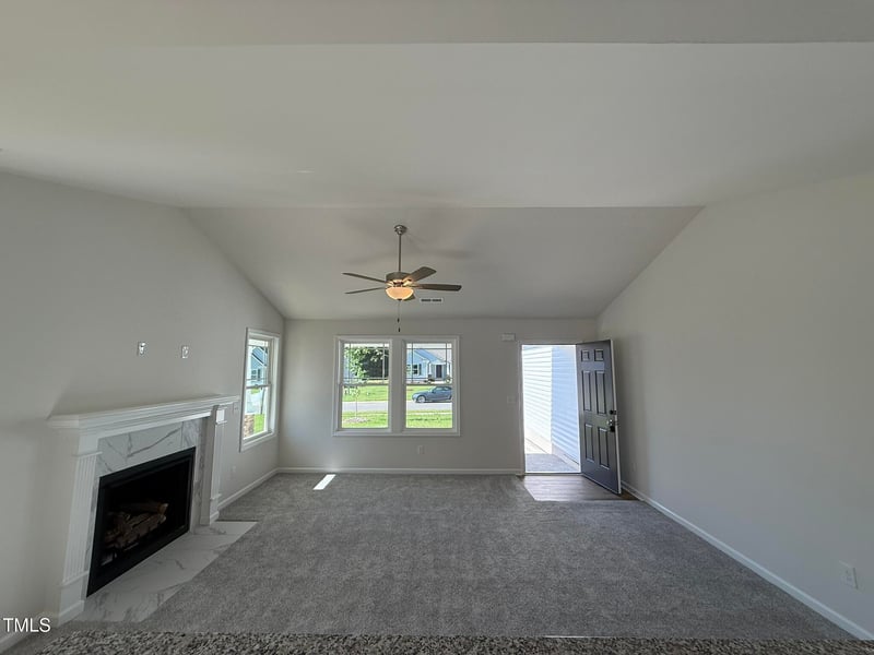 91 Oakfield Trace Dr, Four Oaks, NC 27524