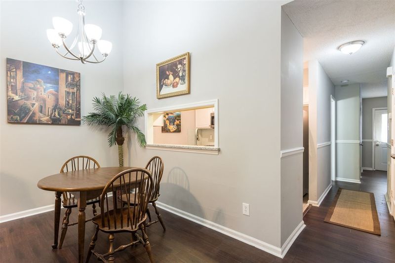 91 Stone Hill Ct, Durham, NC 27704