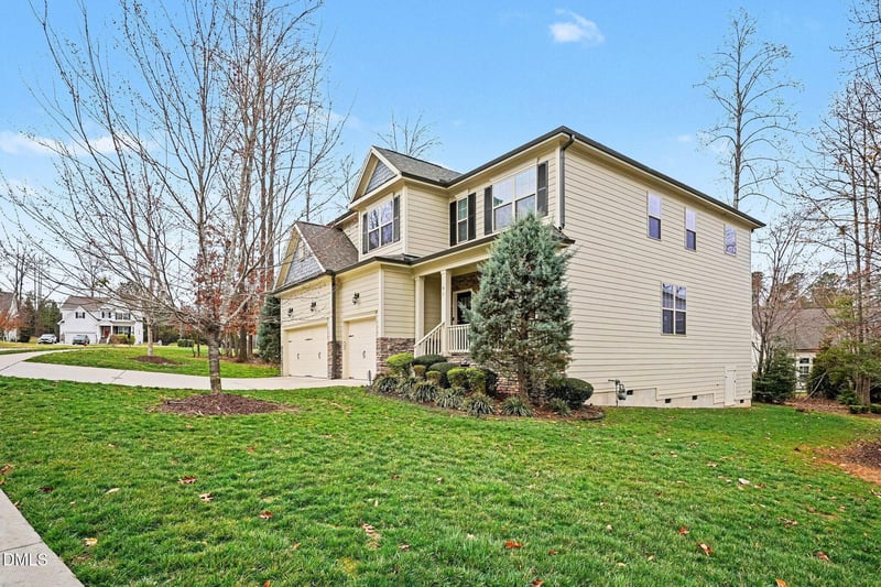 91 Stratford Ln, Clayton, NC 27527