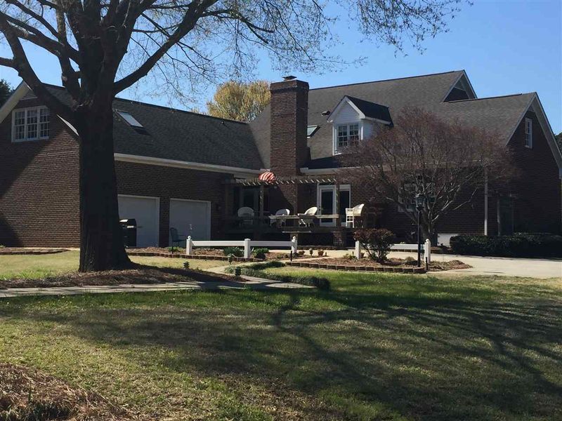 91 Swift Creek Rd, Smithfield, NC 27577
