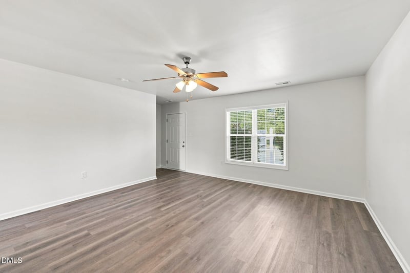 91 Wolf Creek Ln, Lillington, NC 27546