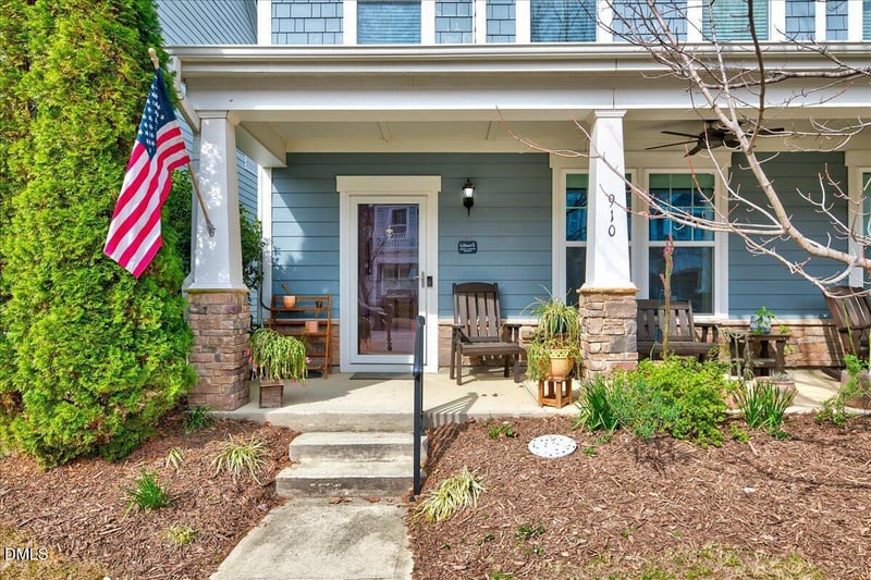 910 Branch Line Ln, Apex, NC 27502