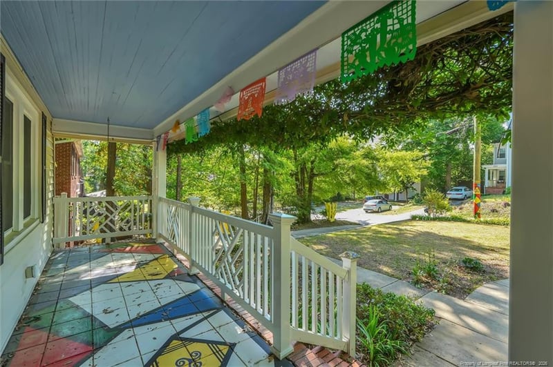 910 Clarendon St, Fayetteville, NC 28305