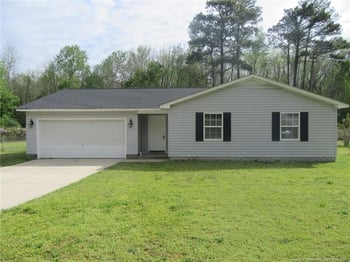910 Edenwood Dr, Fayetteville, NC 28303