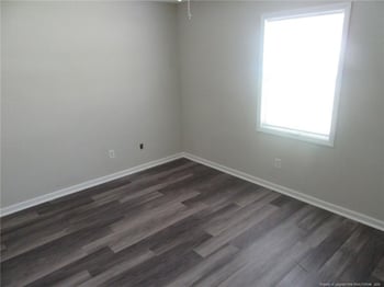 910 Edenwood Dr, Fayetteville, NC 28303