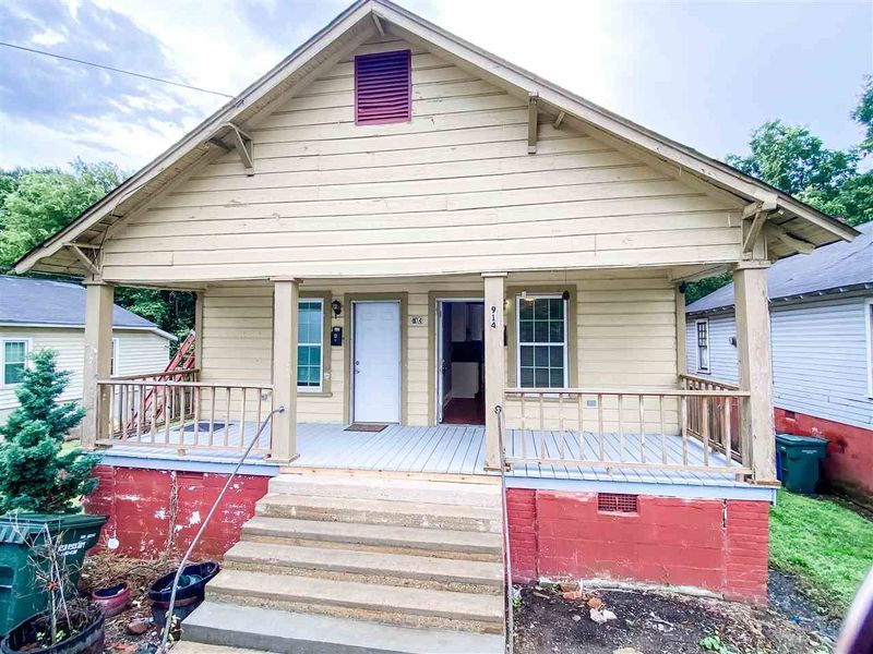 910 Gilbert St, Durham, NC 27701