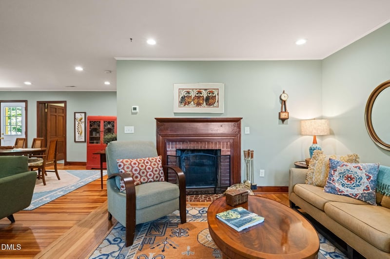 910 Horton Rd, Durham, NC 27704