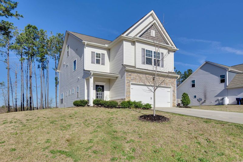 910 Little John Ln, Sanford, NC 27330