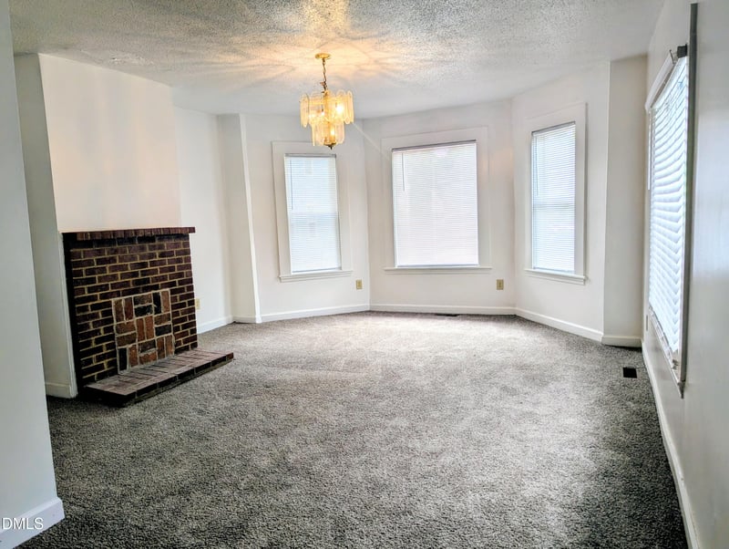 910 Main St, Louisburg, NC 27549