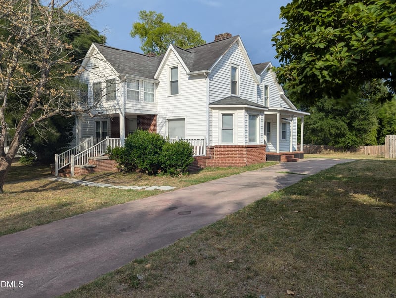 910 Main St, Louisburg, NC 27549