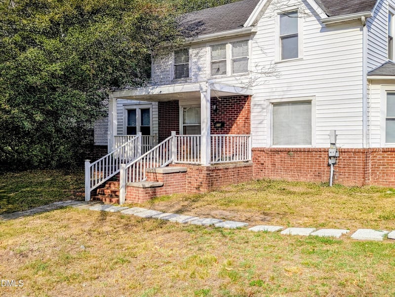 910 Main St, Louisburg, NC 27549