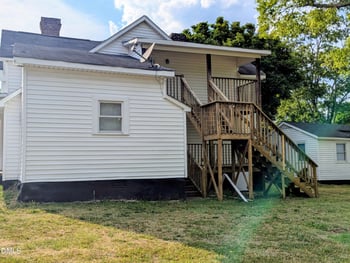 910 Main St, Louisburg, NC 27549
