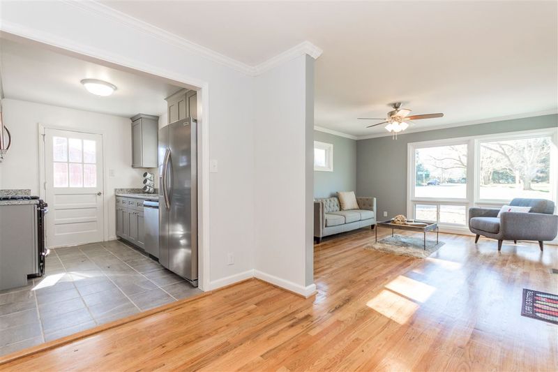 910 Marlborough Rd, Raleigh, NC 27610