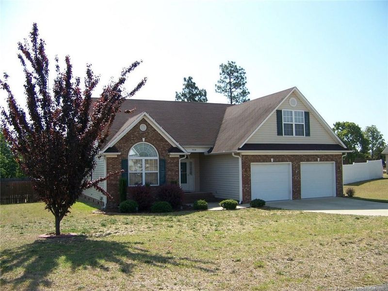 910 Northview Dr, Sanford, NC 27332