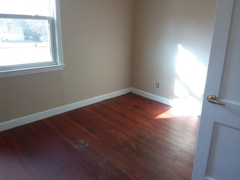 910 Powell Dr, Garner, NC 27529
