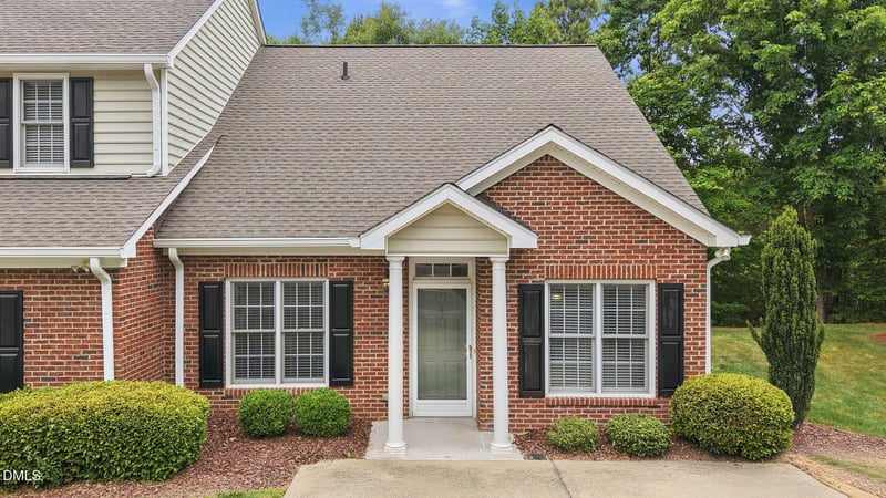 910 Quiet Woods Pl, Durham, NC 27712