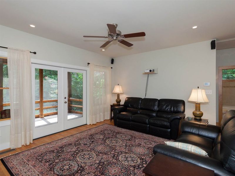 910 Redbud, Pittsboro, NC 27312