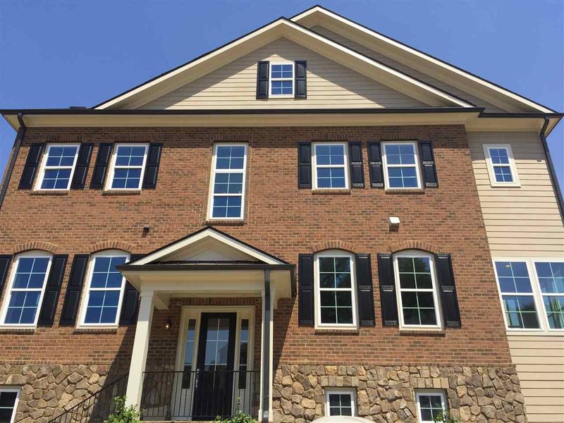 910 Wake Towne Dr #5, Raleigh, NC 27609