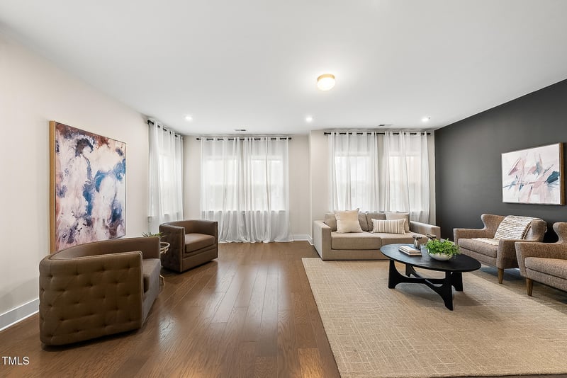 910 Waterside View Dr, Raleigh, NC 27606