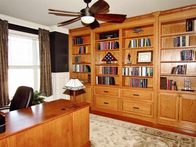9101 Islamorada Ln, Raleigh, NC 27603