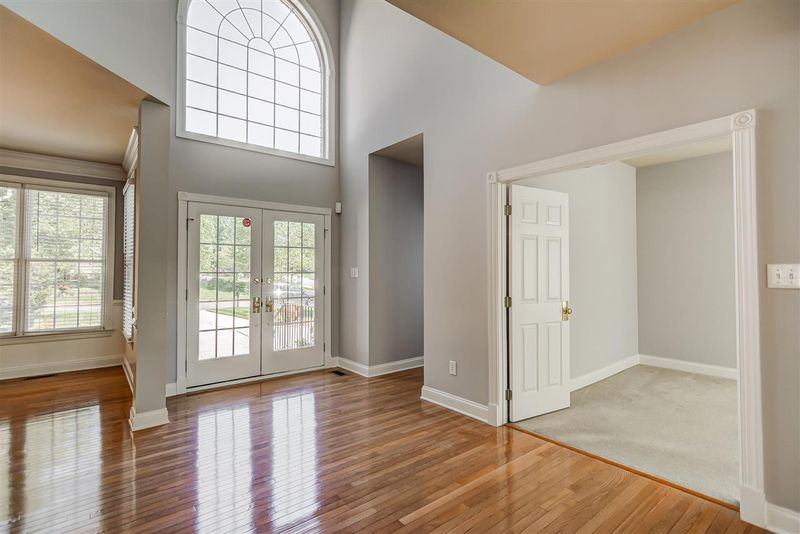 9101 Sanctuary Dr, Raleigh, NC 27617