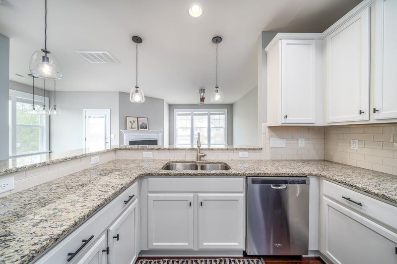 9102 Wooden Rd, Raleigh, NC 27617