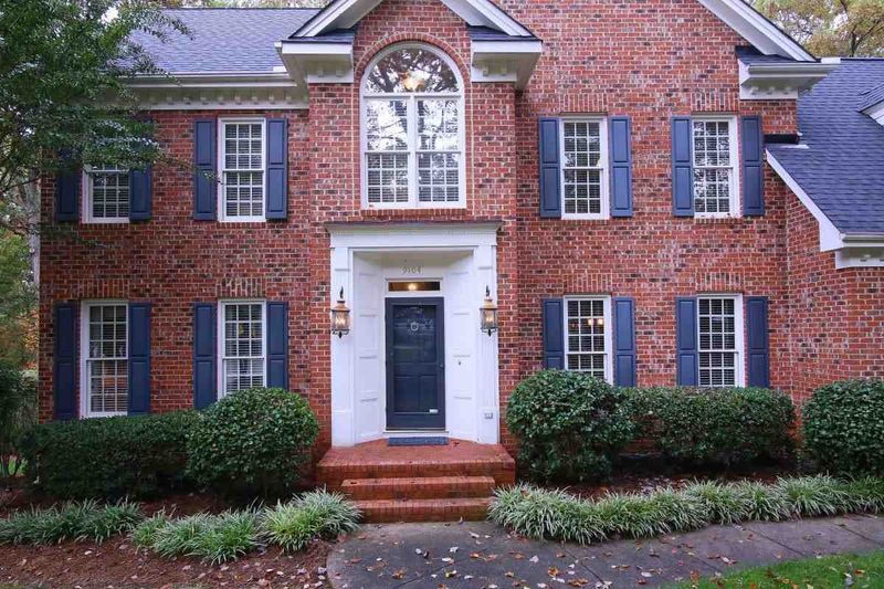 9104 Brompton Ct, Raleigh, NC 27615