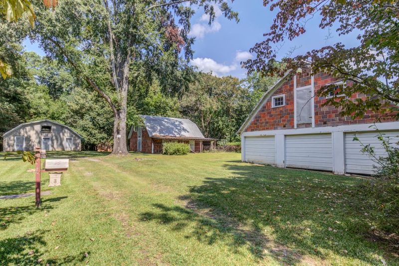 9104 Penny Rd, Raleigh, NC 27606