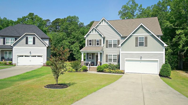 9105 Ashton Glen Dr, Zebulon, NC 27597