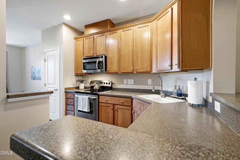 9105 Wooden Rd, Raleigh, NC 27617