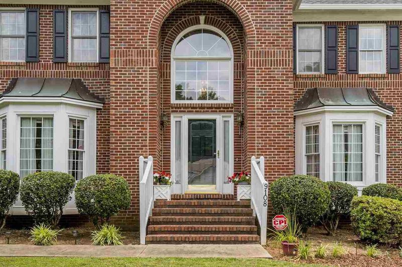 9108 Deerland Grove Dr, Raleigh, NC 27615