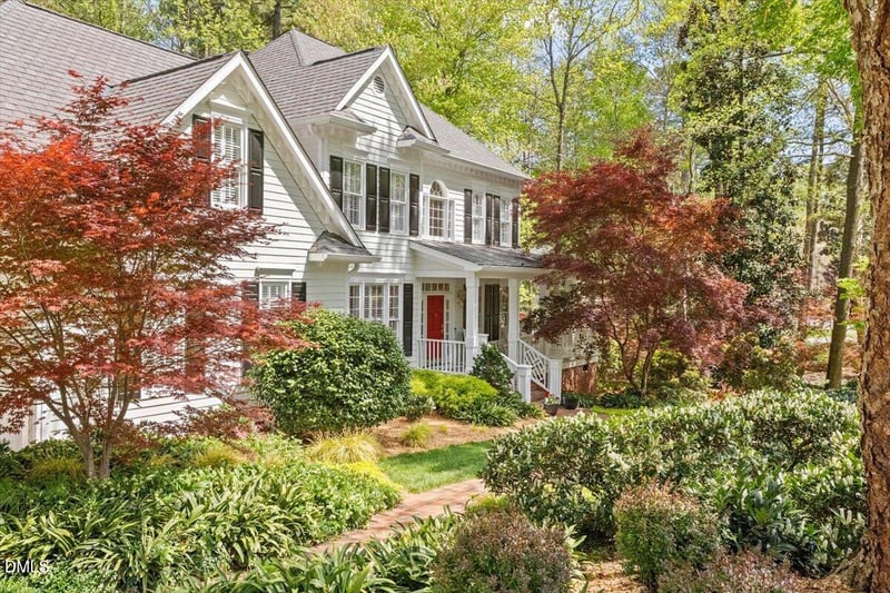 9108 Hometown Dr, Raleigh, NC 27615