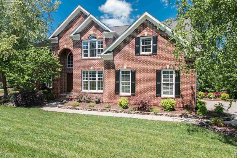 9108 Winged Thistle Ct, Raleigh, NC 27617