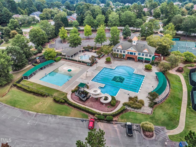 9109 Club Hill Dr, Raleigh, NC 27617