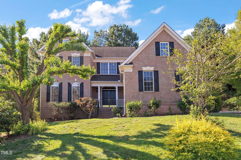 9109 Club Hill Dr, Raleigh, NC 27617