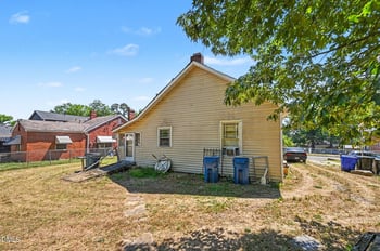 911 Alma St, Durham, NC 27703