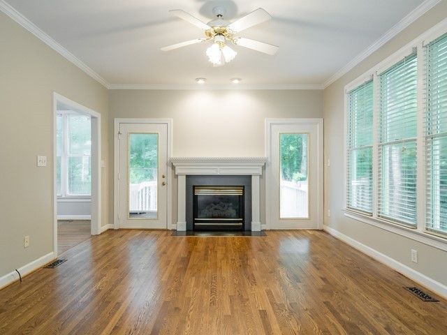 911 Birkdale Dr, Clayton, NC 27527