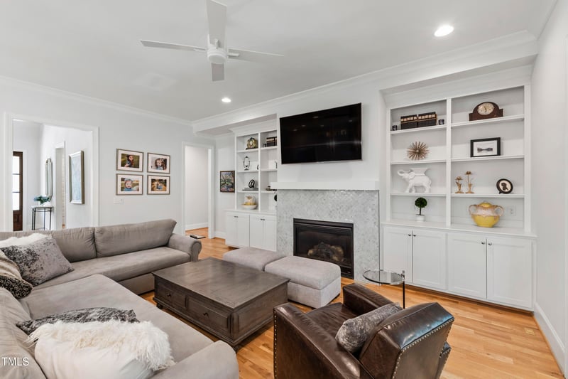 911 Canterbury Rd, Raleigh, NC 27607