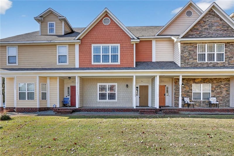 911 Cora Lee Dr, Fayetteville, NC 28303