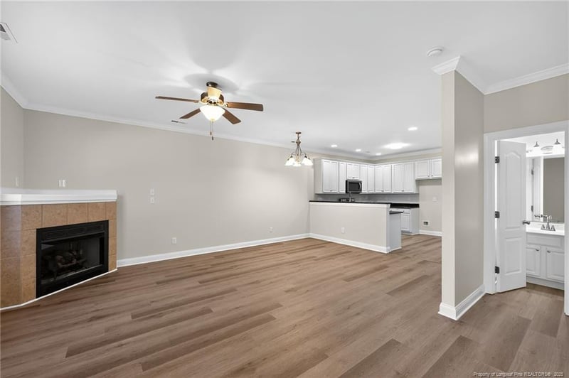 911 Cora Lee Dr, Fayetteville, NC 28303