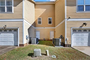 911 Cora Lee Dr, Fayetteville, NC 28303